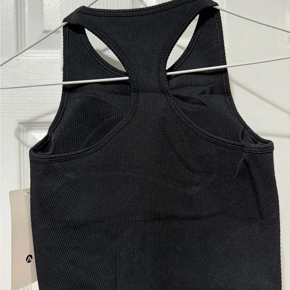 Black Ribbed Crop Top - Picture 2 of 4